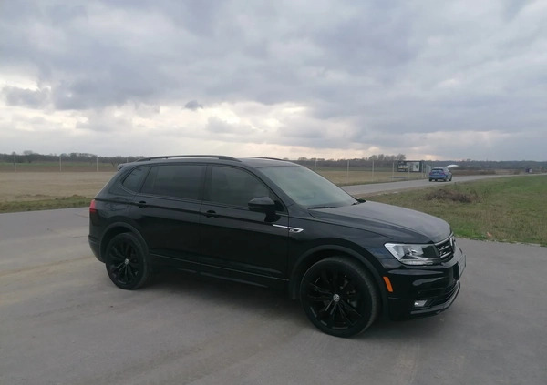 Volkswagen Tiguan Allspace cena 105000 przebieg: 76500, rok produkcji 2021 z Warszawa małe 137